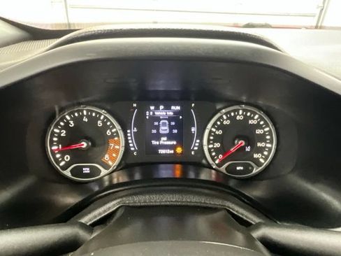 Used 2021 Jeep Renegade Sport FWD image 9