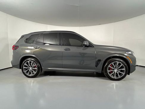 Used 2026 BMW X5 xDrive40i w/ M Sport Package image 9