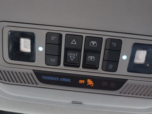 Used 2023 Ford Explorer XLT w/ Equipment Group 202A AWD/4WD image 23