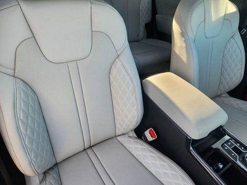 New 2026 Kia Sorento SX Prestige AWD/4WD image 17