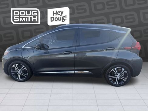 Used 2021 Chevrolet Bolt Premier image 1