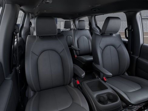 New 2026 Chrysler Voyager LX image 16