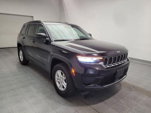 Used 2024 Jeep Grand Cherokee Laredo w/ MOPAR Finishing Package RWD image 13