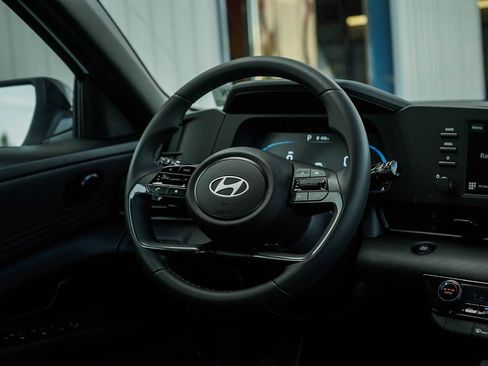 New 2026 Hyundai Elantra Sport FWD image 14