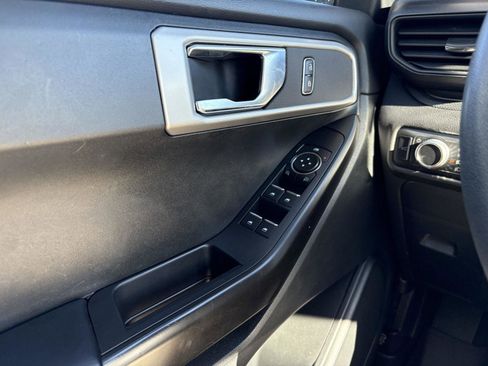 Used 2021 Ford Explorer 4WD w/ Class III Trailer Tow Package image 12