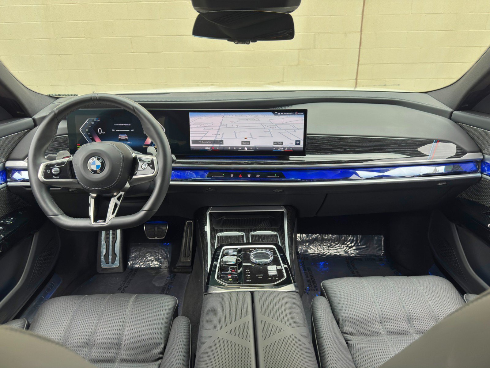 Used 2023 BMW 740i RWD image 14