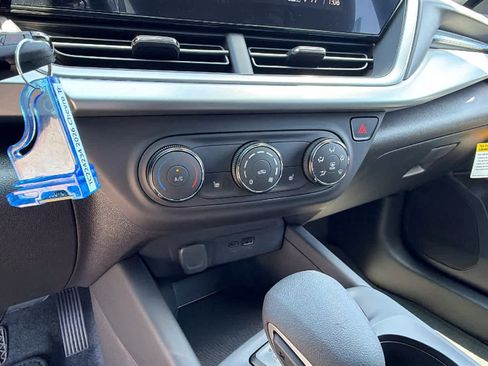 New 2026 Chevrolet Trax LS w/ LS Convenience Package FWD image 14
