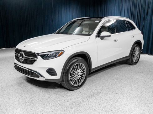 New 2026 Mercedes-Benz GLC 300 image 1