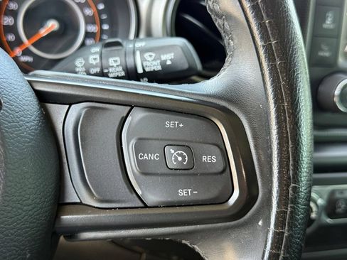 Used 2021 Jeep Wrangler Unlimited Sport AWD/4WD image 14