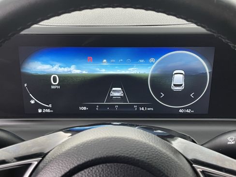 Certified 2024 Kia Seltos EX FWD image 31