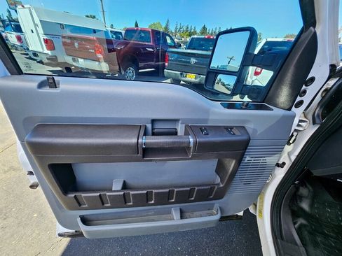 Used 2016 Ford F350 XL w/ Power Equipment Group AWD/4WD image 18