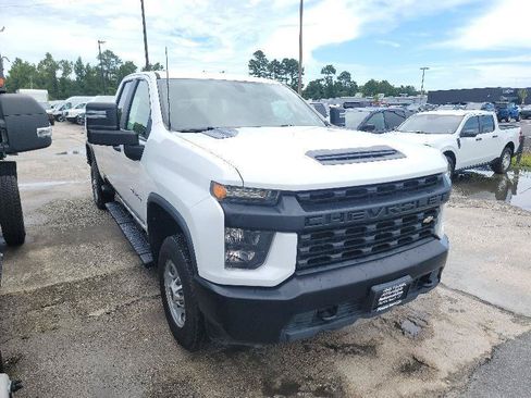 Used 2021 Chevrolet Silverado 2500 W/T w/ WT Fleet Convenience Package AWD/4WD image 2