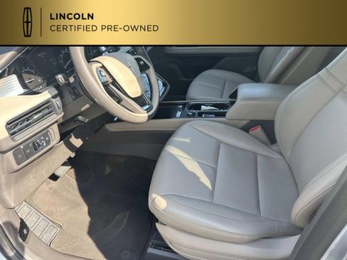 Certified 2022 Lincoln Corsair FWD image 9