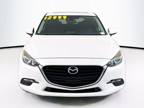 Used 2018 MAZDA MAZDA3 Touring image 2