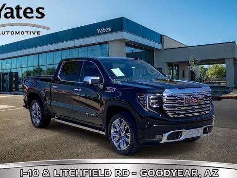 Used 2022 GMC Sierra 1500 Denali w/ Denali Reserve Package AWD/4WD image 1