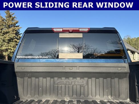 Used 2022 GMC Sierra 2500 AT4 w/ AT4 Preferred Package image 15