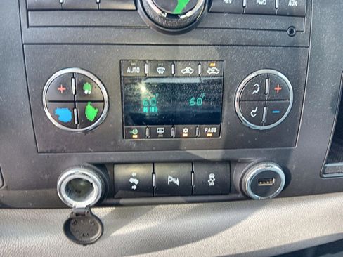 Used 2012 GMC Sierra 1500 SLE w/ Power Tech Package image 11