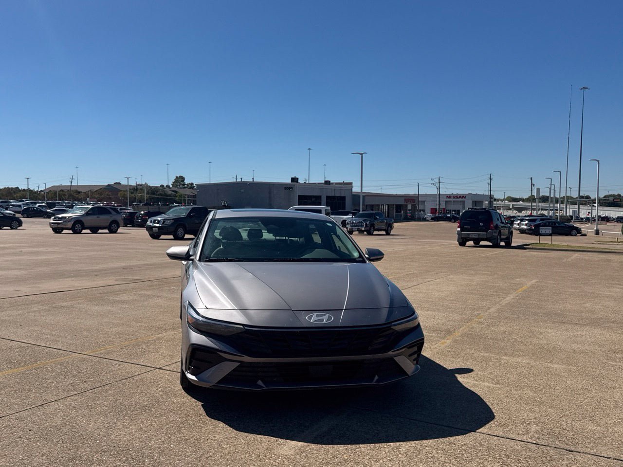 Used 2025 Hyundai Elantra SEL FWD image 5