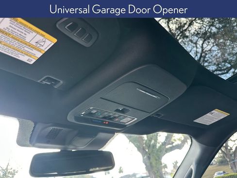 Used 2021 Ford F150 Lariat image 12