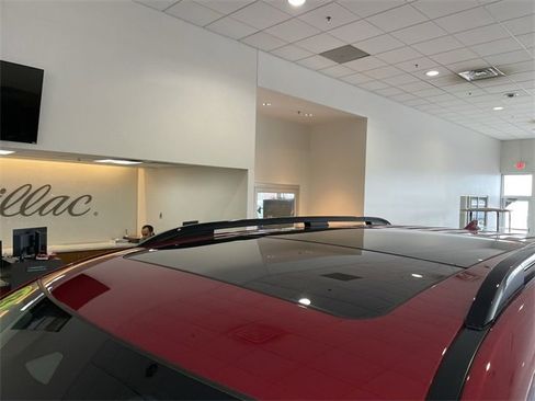 Used 2023 Honda Pilot Touring image 8