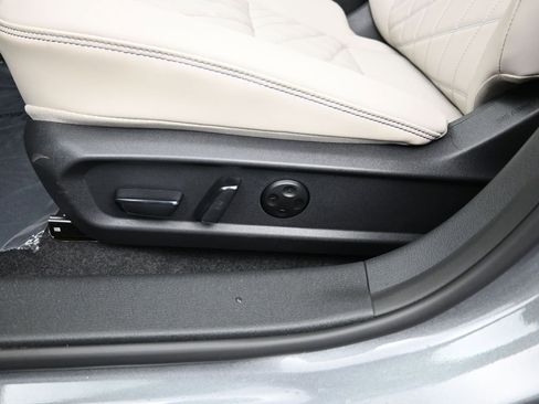 New 2026 Nissan Sentra SL w/ Floor Mat Package FWD image 11