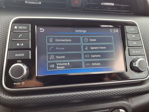 Certified 2025 Nissan Kicks Play S image 7