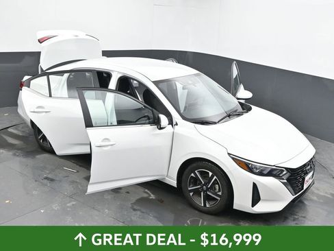 Used 2024 Nissan Sentra SV image 63