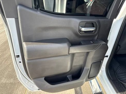 Used 2022 Chevrolet Silverado 1500 Custom RWD image 11