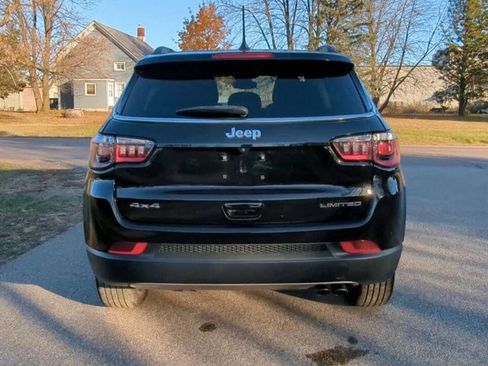 Used 2022 Jeep Compass Limited image 4
