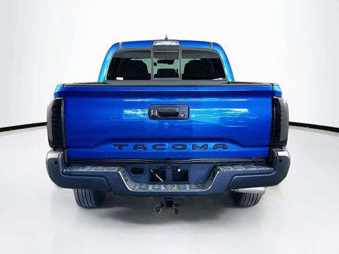 Used 2018 Toyota Tacoma SR5 image 5