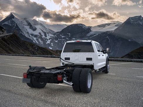 New 2026 Ford F450 XL w/ XL Chrome Package image 8