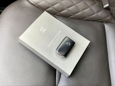 Used 2021 MAZDA CX-9 Signature image 17