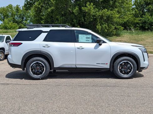New 2026 Nissan Pathfinder Rock Creek AWD/4WD image 8