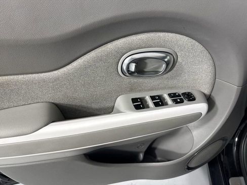 Used 2017 Kia Soul EV FWD image 19