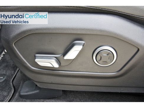 Used 2025 Hyundai Santa Fe Limited image 33