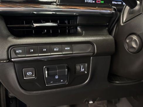Used 2024 Cadillac Escalade Premium Luxury w/ Performance Package AWD/4WD image 20