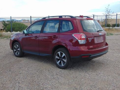 Used 2017 Subaru Forester 2.5i w/ Alloy Wheel Package AWD/4WD image 6