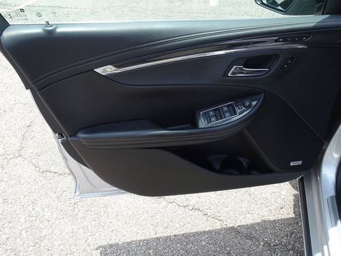 Used 2020 Chevrolet Impala Premier w/ Premier Confidence Package FWD image 8