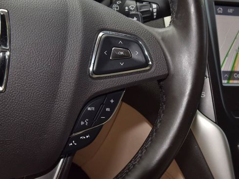 Used 2019 Lincoln MKC Reserve w/ MKC Technology Package FWD image 24