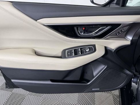 Certified 2025 Subaru Legacy Limited image 17