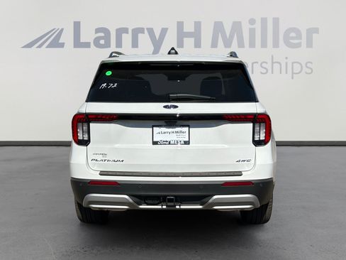 New 2026 Ford Explorer Platinum w/ LUX Leather Package AWD/4WD image 4