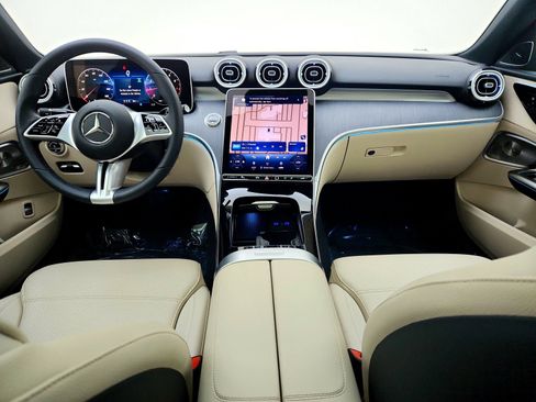 Used 2025 Mercedes-Benz C 300 Sedan image 23