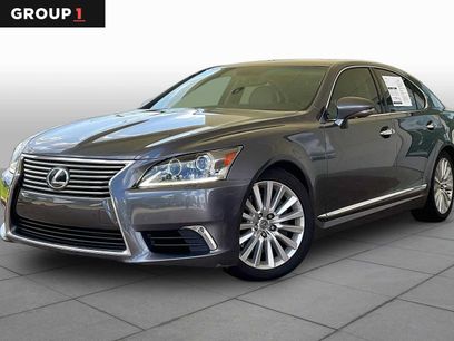 Used 2017 Lexus LS 460 AWD w/ Comfort Package