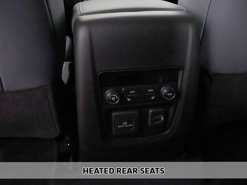 Used 2023 Buick Enclave Premium w/ Experience Buick Package AWD/4WD image 10
