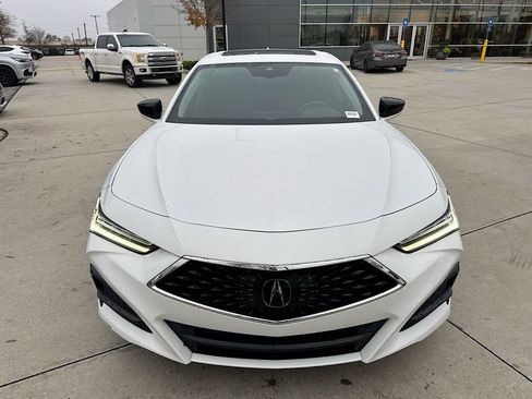Used 2023 Acura TLX image 4