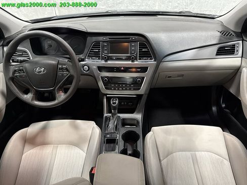 Used 2016 Hyundai Sonata SE image 6