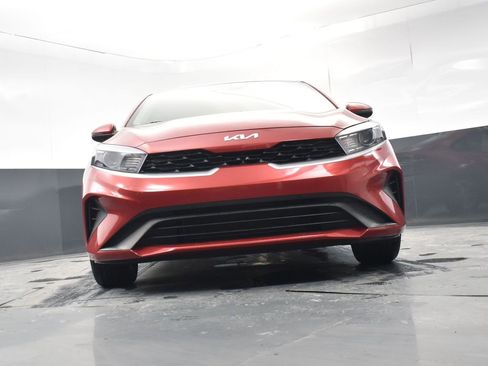 Certified 2023 Kia Forte LXS w/ LXS Technology Package image 25