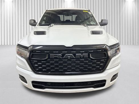 New 2026 RAM 1500 Express AWD/4WD image 11
