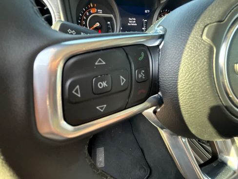 Used 2026 Jeep Wrangler Unlimited Sahara AWD/4WD image 22