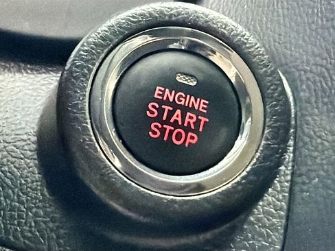 Used 2017 Subaru Forester 2.5i Touring image 35